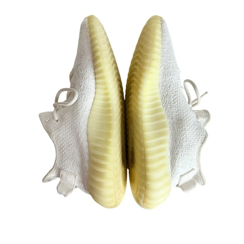 Adidas x Yeezy Boost 350 V2 Sneakers in Cream White size 7.5